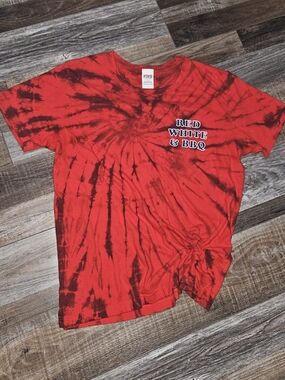 PINK Victoria's Secret Red Tie-Dye "Red White & BBQ" Short Sleeve Tee